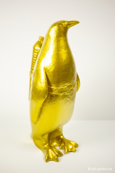 SWEETLOVE William - Cloned golden pinguin - Orange statue