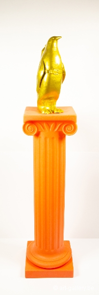 SWEETLOVE William - Cloned golden pinguin - Orange statue