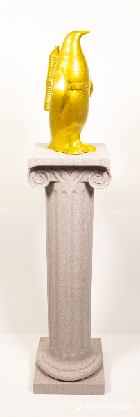 SWEETLOVE William - Cloned golden pinguin - Gray statue
